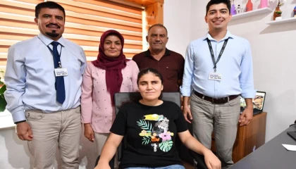 Mersin’de Nazalin’in hayali gerçek oldu: RTÜ bölümünü kazandı