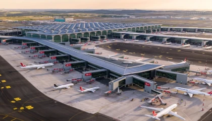 Temmuz’da 1,3 milyon yolcu İzmir’den havalandı