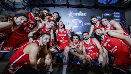 12 Dev Adam kupa için savaşacak