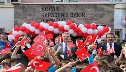 Artvin’de eğitim öğretim yılı törenle başladı