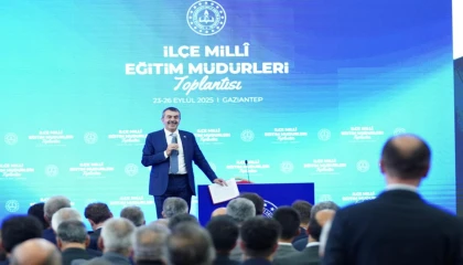 Bakan Tekin, Gaziantep’te ilçe müdürlerini dinledi