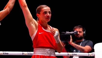 Bir finalde Buse Naz Çakıroğlu’ndan... Dünya Boks Şampiyonası’nda finale yükseldi