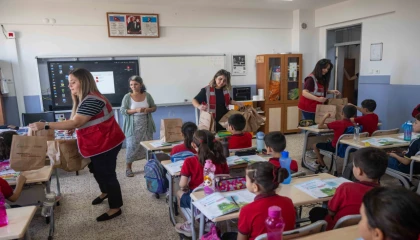 Bornova’da 3 bin öğrenciye yemek tüm ilçeye yayılacak