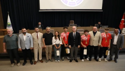 Bursa İnegöl’ün başarılıları ödüllendirildi