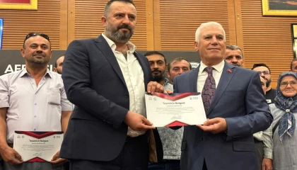 Bursa’da yangınla mücadele eden kahramanlara teşekkür belgesi