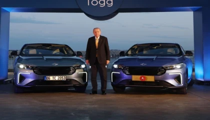 Cumhurbaşkanı Erdoğan’a Togg’un yeni modeli T10F hediye edildi