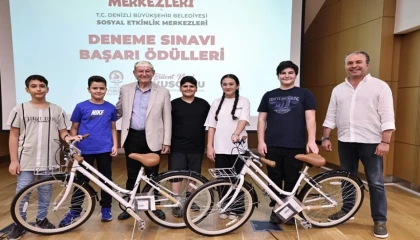 Denizli Büyükşehir’den başarılı öğrencilere ödül desteği