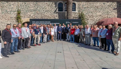 İzmir’de Başkan Tugay amatör kulüplerin başkanlarıyla buluştu