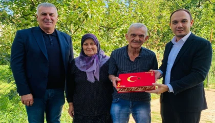 İzmit’ten kahraman gazilere ziyaretler sürüyor