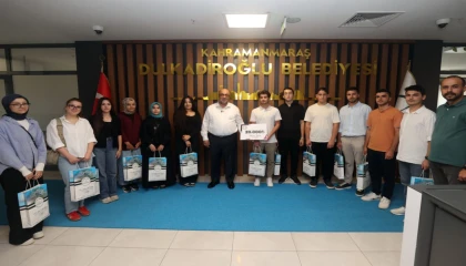 Kahramanmaraş Dulkadiroğlu’ndan YKS’de başarılı öğrencilere 20 bin TL destek