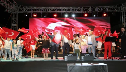 Kayseri Talas’ta Zafer Haftası türkülerle şenlendi