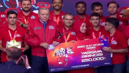 Teknofest 2025’te gençlere övgü: Sizler ülkemizin aydınlık geleceğisiniz!