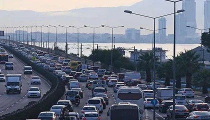 Trafiğe kayıtlı taşıt 33 milyona yaklaştı