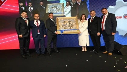 Türk Metal-Sen Bursa’da Selda Tekman’a güvenoyu