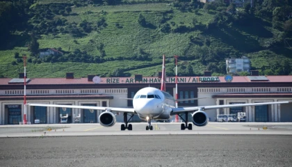 Uçak yolculuklarında ücretsiz su dönemi başladı