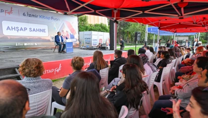 Ahmet Ümit İZKİTAP’ta yeni romanından ipuçları verdi