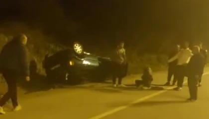Akçakoca’da araç şarampole devrildi: 1 Yaralı