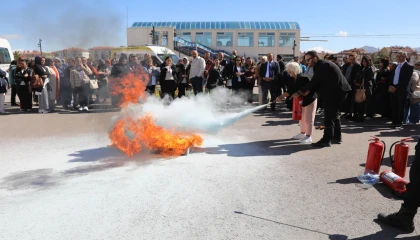 Ankara Keçiören’de belediye personeline afet bilinci eğitimi