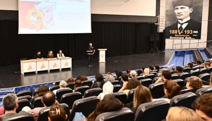 Antalya Muratpaşa’dan madde bağımlılığını önleme konferansı