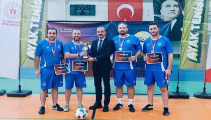 Ayak tenisinde Bursa Büyükşehir’e ’bronz’ madalya