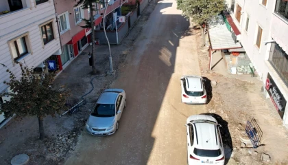 Başiskele Cumhuriyet Caddesi’nde üstyapı atağı
