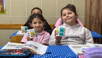 Bursa İnegöl’de Kitap Fuarı’nın habercisi kumbaralar dağıtıldı