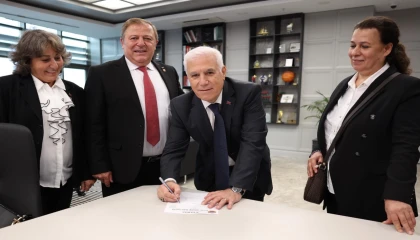 Bursa’da Başkan Bozbey’de TÜED üyesi oldu