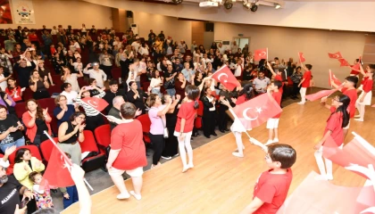 Çiğli’de “O’nun Sayesinde” duygu dolu anlar yaşattı