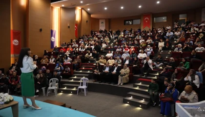 Çocuklarınıza pahalı hediyeler değil, sevgi verin