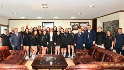 Denizli Büyükşehir’in sultanları yeni sezona hazır