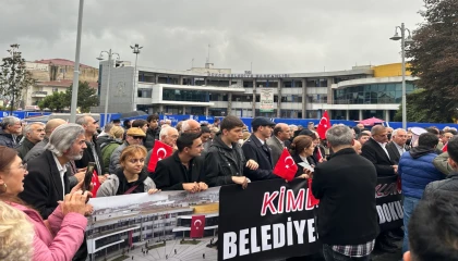 Düzce’de belediye binasının yıkımına tepki!