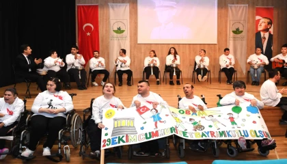 Engelli bireyler Bursa Osmangazi’de Cumhuriyet Bayramını kutladı
