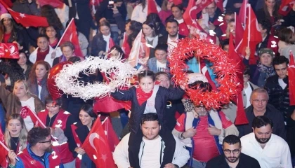 İstanbul Beylikdüzü’nde Cumhuriyet coşkusu