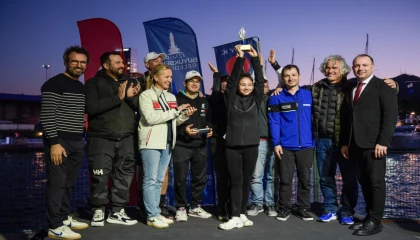 İzmir’de 102 millik parkur Cumhuriyet Kupası ile taçlandı