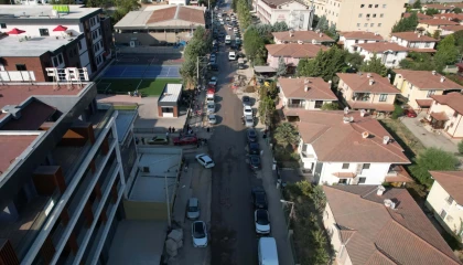 İzmit’te prestij cadde çalışmaları başladı