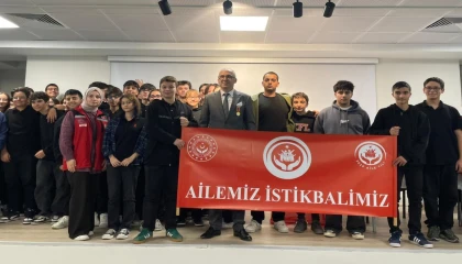 Keşan’da kahraman gazi gençlerle buluştu