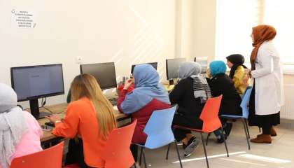 KOMEK yeni döneme 94 bin kursiyerle başladı