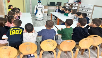 Konya SOBE’de robot destekli eğitim hamlesi