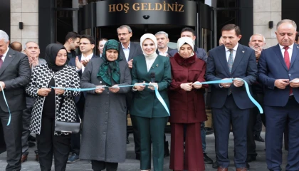 Konya’da Karatay Kültür Merkezi hizmete girdi