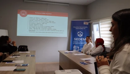 Maltepe Belediyesi’nde kadına yönelik şiddetle mücadele eğitimi