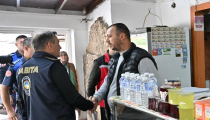 Manisa Büyükşehir’den okul önlerinde seyyarlara sıkı denetim