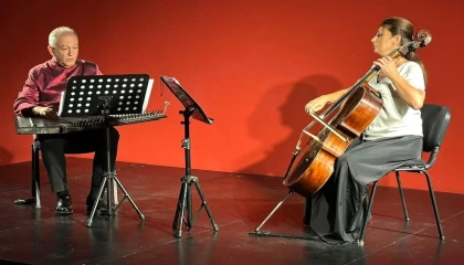 MEM Sahne’de sezon çello ve kanunun buluşmasıyla başladı