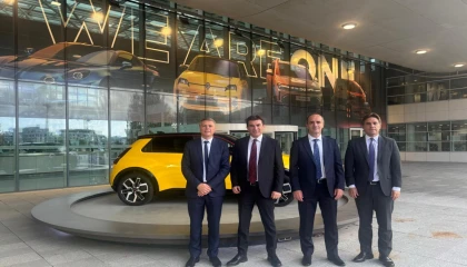 OYAK ve Renault Group’tan güçlü iş birliği... 2026’da Bursa’da yeni modeller üretilecek