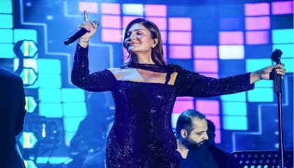 Sibel Can İstanbul sezonunu açtı