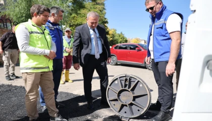 Yağmur suyu hattından doğalgaz borusu geçirilmiş