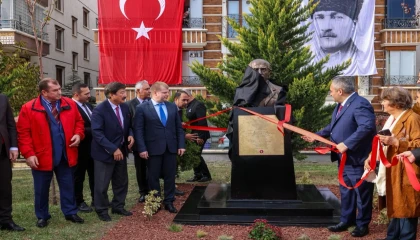 Ankara Keçiören’de Kaysın Kuliyev’in yeni büstü törenle açıldı