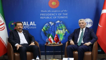 Bakan Bolat, İranlı mevkidaşıyla yeni işbirliklerini görüştü