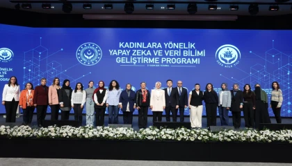 Bakan Göktaş: Kadınlar yapay zekâya dahil oldukça teknoloji daha adil olacak