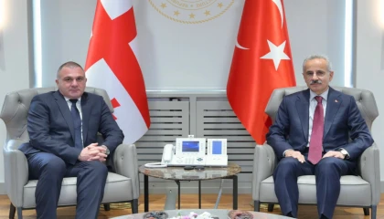 Bakan Uraloğlu Gürcistanlı mevkidaşı Sokhadze ile görüştü