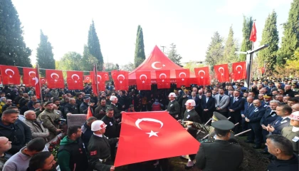 Balıkesir, şehit Uzman Çavuş Emre Sayın’ı son yolculuğuna uğurladı